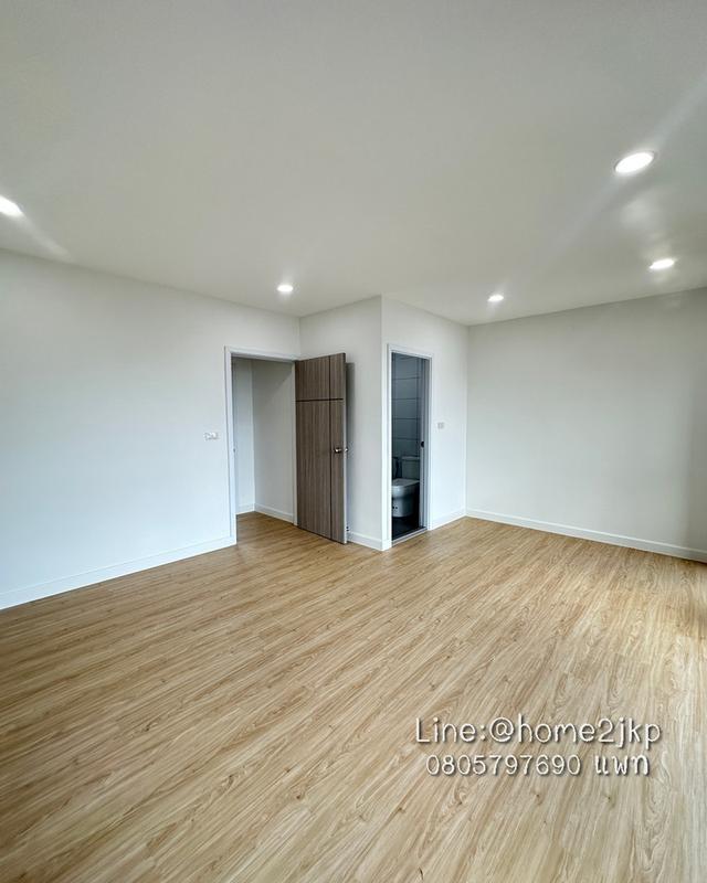 ทาวน์โฮม 4 ชั้น ลาดพร้าว 110 ทาวน์โฮมดีไซน์โมเดิร์น ทำเลลาดพร้าว 20