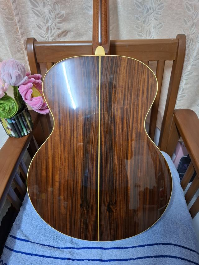 กีตาร์โปร่ง YAMAHA รุ่น LJ-16 ทรงจัมโบ้ พร้อมกล่องกีตาร์แข็ง (HARDCASE) รูปที่ 6