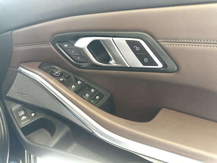 BMW 330e Plug-in Hybrid M Sport ปี2024 เลขไมล์ 15,xxx km 6