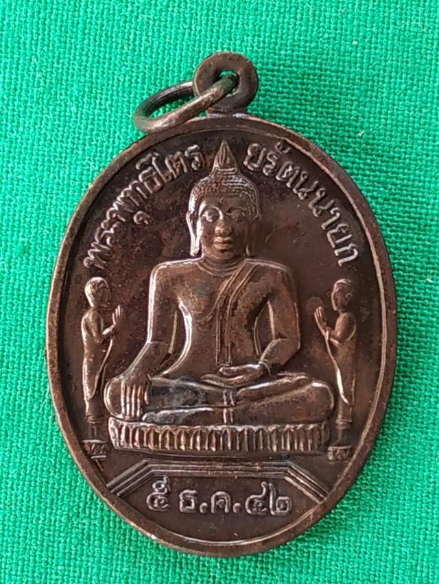 พระพุทธไตรยรัตนนายกวัดพนัญเชิงกรุงเก่า