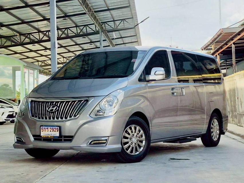 HYUNDAI H1 2.5 MINORCHANGE 2018 รถมือเดียวใช้น้อย สวยมากๆ