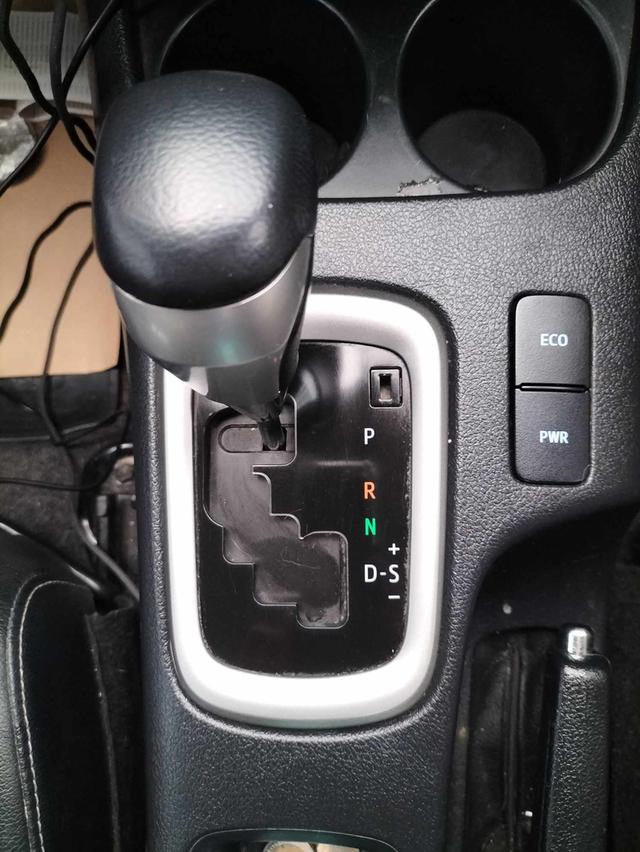 Toyota Hilux Revo ยกสูง 4 ประตูสีบรอนซ์ ดีเซล เกียร์ออโต้ 10