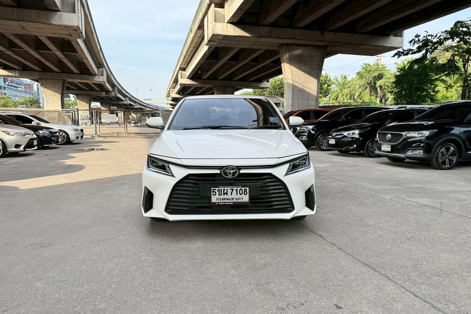 Toyota YARIS ATIV 1.2 Sport AT ปี 2024 รถสวยมือเดียว ไมล์น้อย 