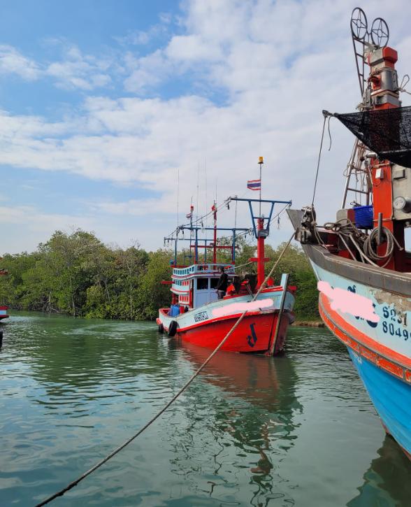 ขายเรือประมงมือสองใช้งานปกติ 3