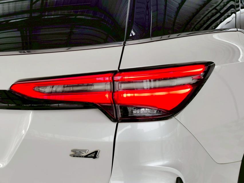 FORTUNER LEGENDER 2.8 V 4WD ปี 2021 ✅ ฟรีค่าจัด-ค่าโอน ✅ ฟรีประกันภัย ✅ ฟรี พรบ 14