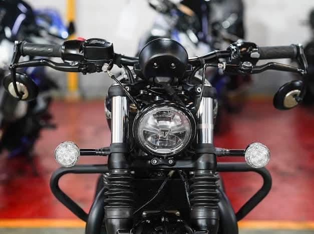 Triumph Bonneville Bobber Black ปี 2020