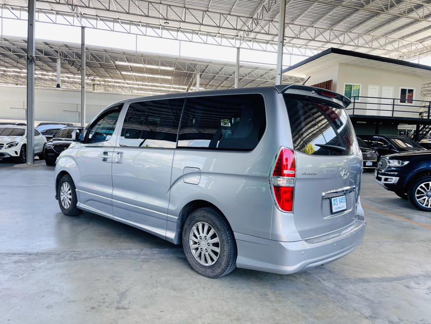 Hyundai H-1 2.5 Deluxe 2018