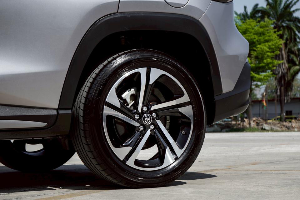 รหัสรถ CBL4022 TOYOTA YARIS CROSS 1.5 HEV Premium Luxury AT 2024 รูปที่ 5