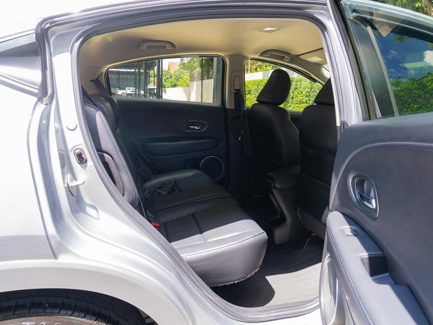 HONDA HR-V 1.8 E-Limited 2017 āļĢāļđāļāļāļĩāđ 12