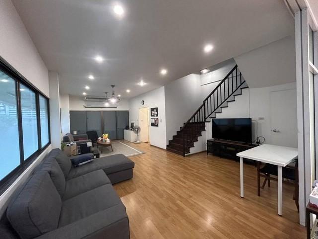 ให้เช่า ทาวน์โฮม 3 ชั้น หมู่บ้านศรีวรา ทาวน์อินทาวน์ ซอยลาดพร้าว94 ให้เช่าบ้านเปล่าไม่รวมเฟอร์นิเจอร์ 3