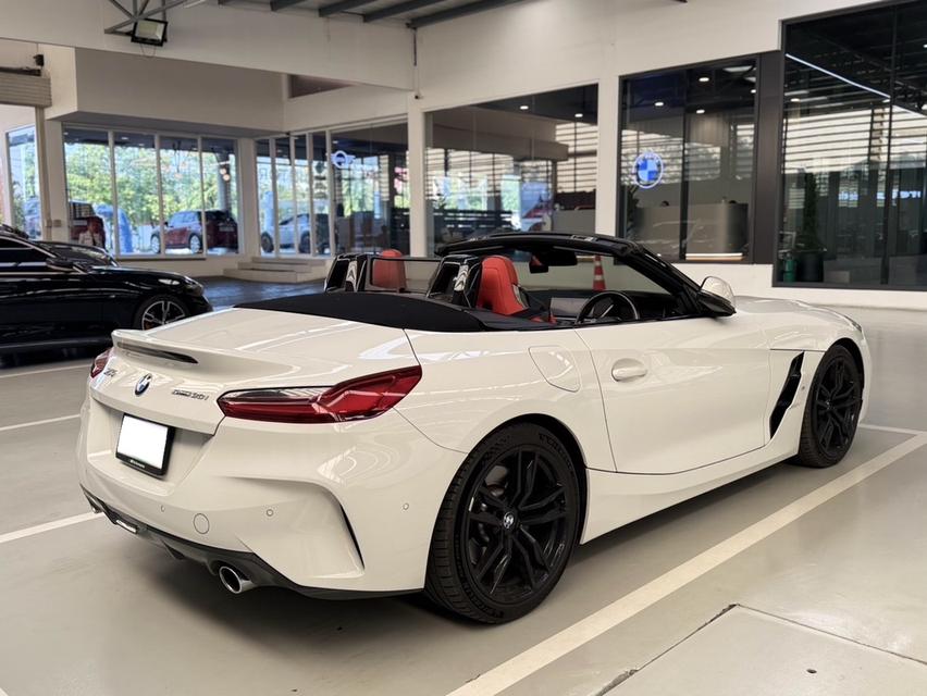 2021 BMW Z4 30i M Sport (รถออกศูนย์ มือเดียว ไมล์แท้) รูปที่ 3