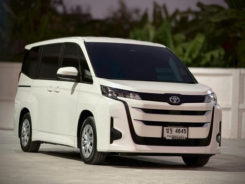 Toyota Noah 1.8Hyrid ปี25 รูปที่ 3