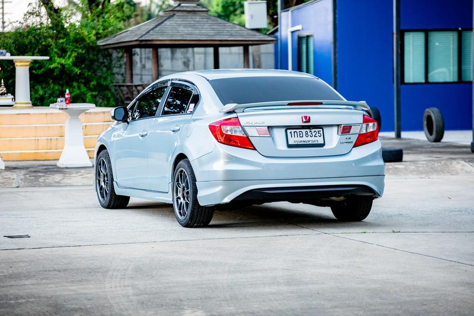 #HONDA #CIVIC FB 1.8 S ปี 2013เกียร์ออโต้ | สีฟ้า | มือเดียวป้ายแดง✨ รถสวย คลีน เดิมๆ สภาพดีมาก✅ มือเดียวป้ายแดง✅ ไม่เคยชน | ไม่เคยติดแก๊ส✅ ไมล์แท้ รูปที่ 10