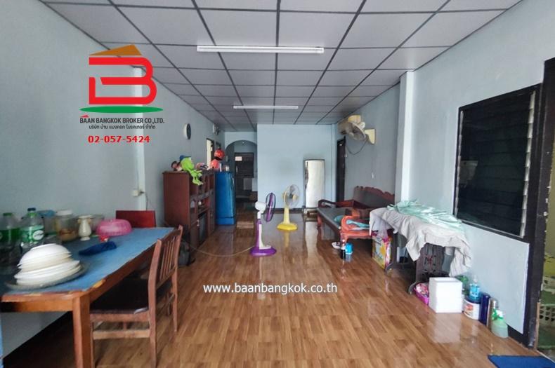 บ้านเดี่ยว โชคชัย 4 ซอย 36 แยก 1-5 เนื้อที่ 44 ตรว. ถนนโชคชัย 4 เขตลาดพร้าว 3