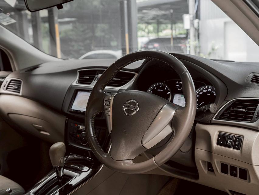 รหัสรถ 67GG2528 NISSAN SYLPHY 1.8V ปี 2013 AUTO 20