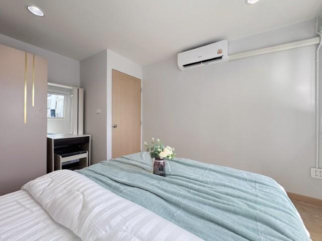 ให้เช่าบ้านเดี่ยวใกล้MRTสุธิสาร (Private Pool) ตกแต่งสวยหรู90ตารางวา แอร์เฟอร์ครบ มี5ห้องนอน4ห้องน้ำ1ห้องแม่บ้าน ราคาเช่ 7