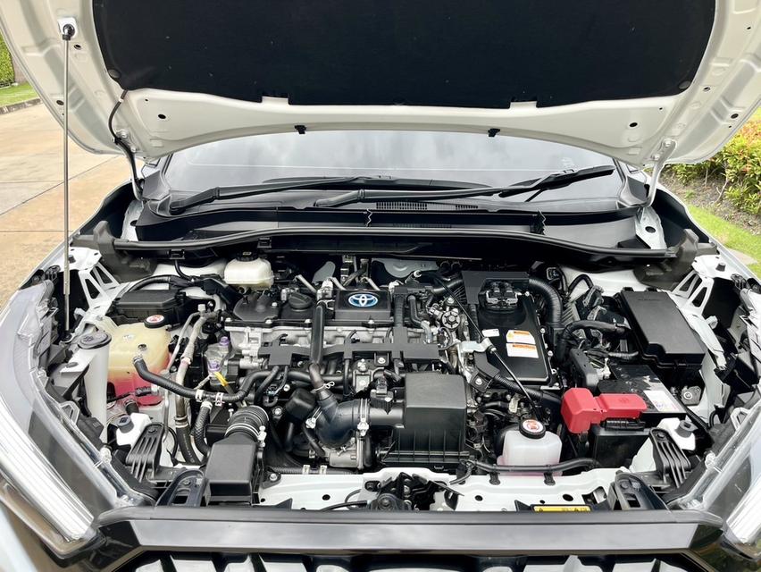 Toyota Corolla Cross 1.8 Hev GR Sport   ปี 2023 15