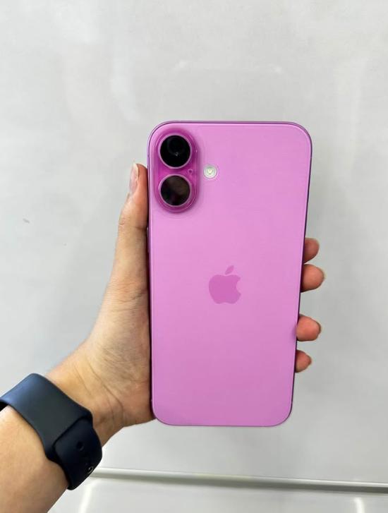 iPhone 16 plus สีชมพูน่ารักๆ