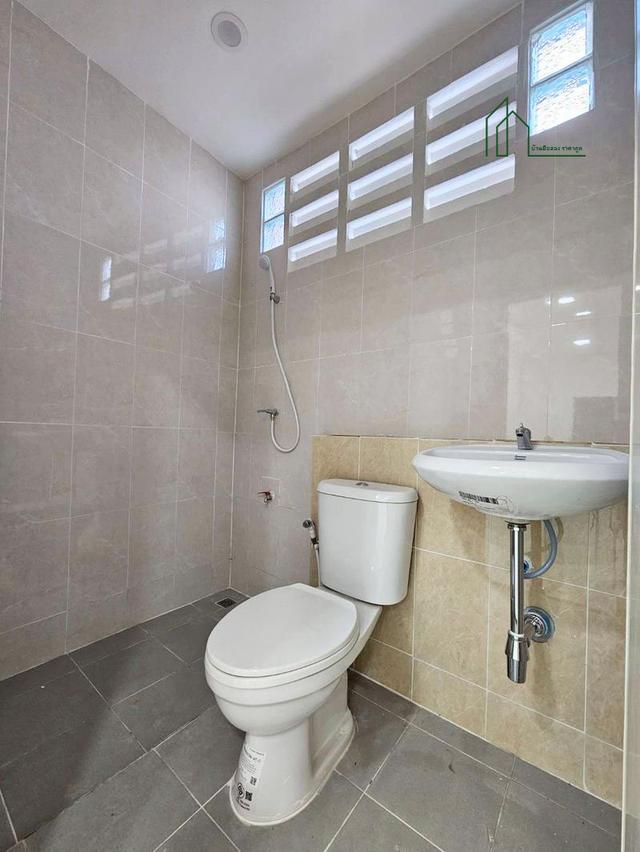 ให้เช่าโกดังใหม่ พร้อมออฟฟิศ ซ.ศรีด่าน สำโรงเหนือ 7