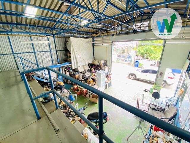 ขายถูก สำนักงาน พร้อมที่พักอาศัย ทำเลดี สำโรง ศรีนครินทร์ 9