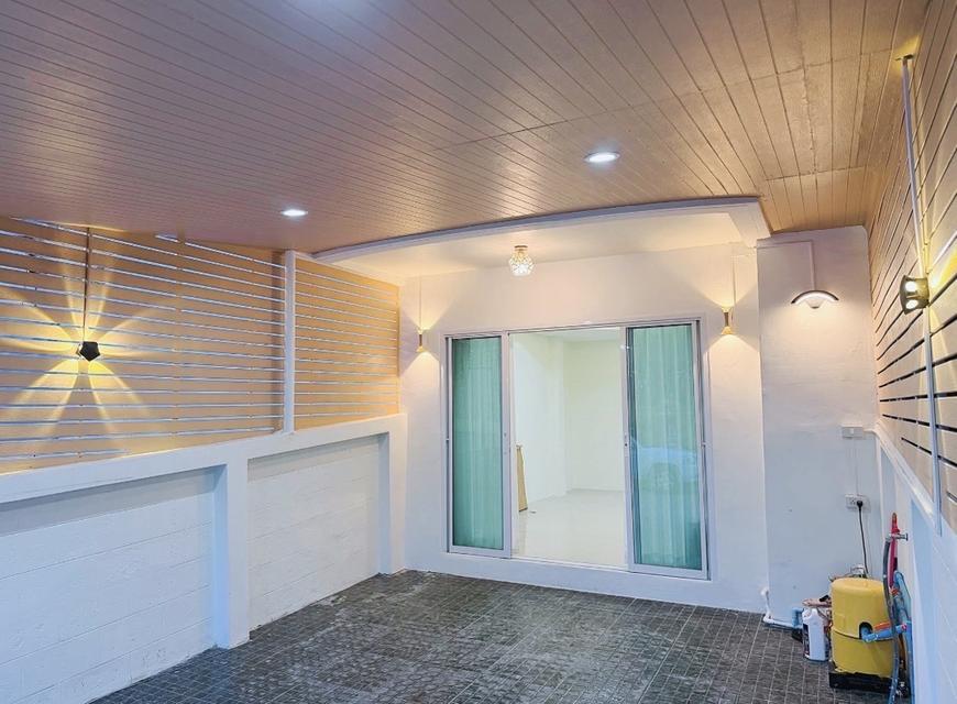 ทาวน์เฮาส์ รีโนเวทใหม่ พร้อมอยู่✨🏡 3