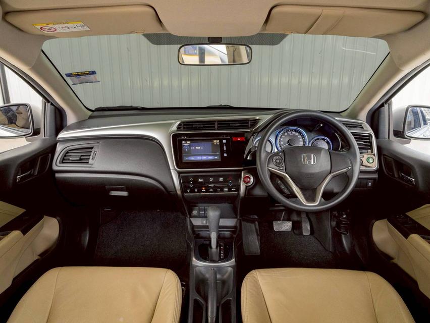 Honda City 1.5V ปี15 13