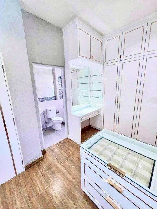 ให้เช่า บ้านหรู Grandio รามอินทรา-วงแหวน (51 ตร.ว.) บิ้วอินจัดเต็มทุกห้อง 4 นอน 3 น้ำ ใกล้ทางด่วน/แฟชั่นไอล์แลนด์ 5