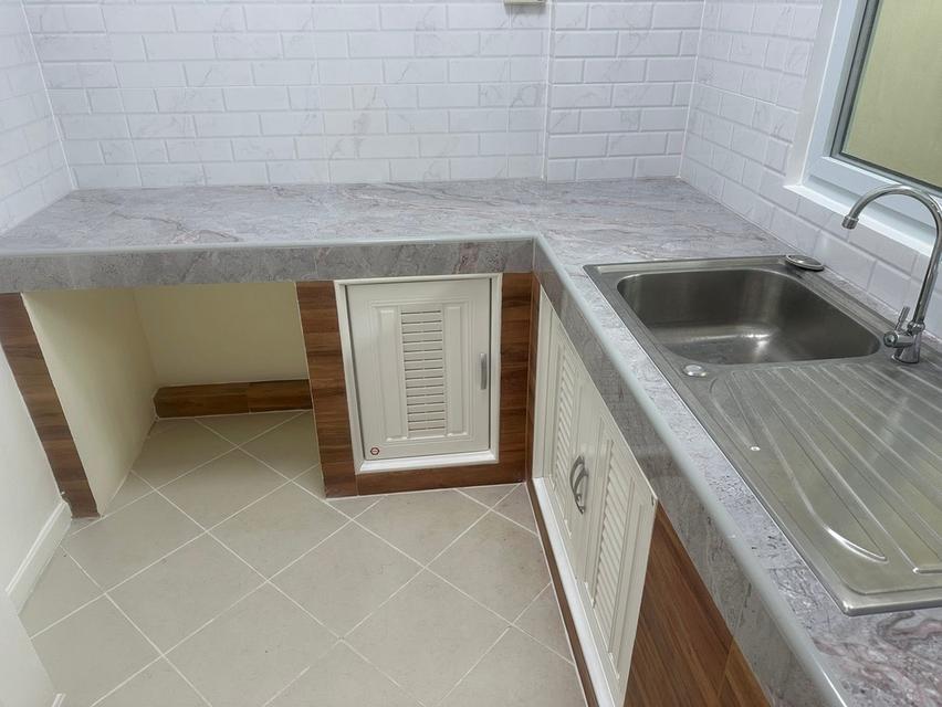 ทาวน์เฮาส์ 21 ตร.ว. วราราัักคลอง 4 ทาสีปรับปรุงใหม่ทั้งหลังมำร้อมอยู่ 5