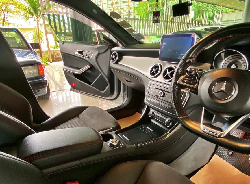 สปอร์ตแวกอน 5 ประตู Benz CLA250Shooting W117 รูปที่ 7