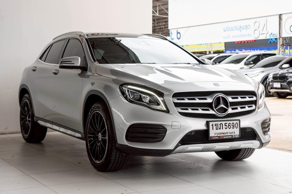 รหัสรถ NP5690 รุ่นรถ : BENZ GLA250 AMG DYNAMIC FACELIFTปีรถ : 2018