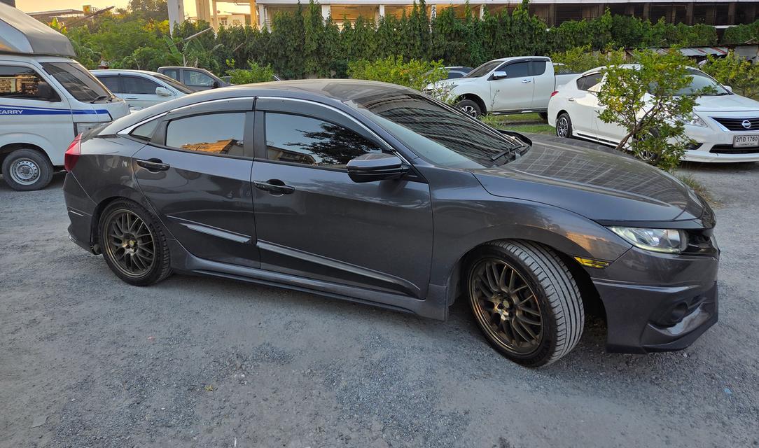 ขาย Honda Civic FC 1.8 EL ปี 2016 (ไมล์แท้ 7 หมื่นโล!) สภาพนางฟ้า 4