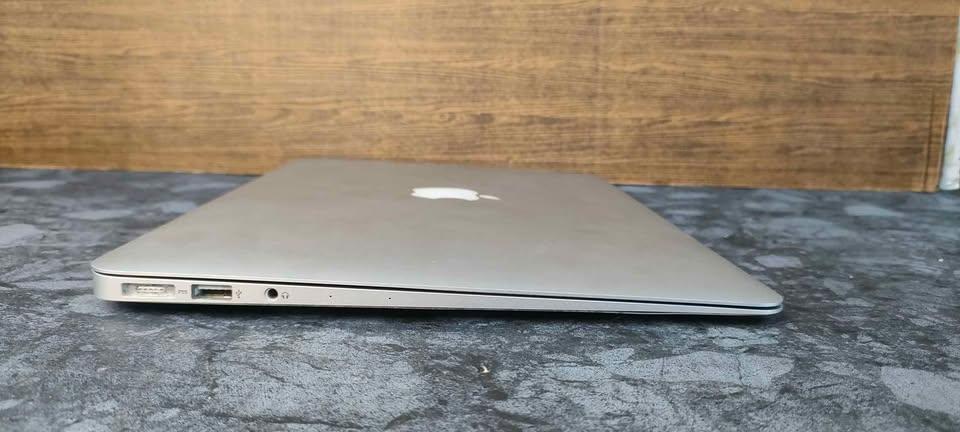 ขาย macbook air 2017 รูปที่ 4
