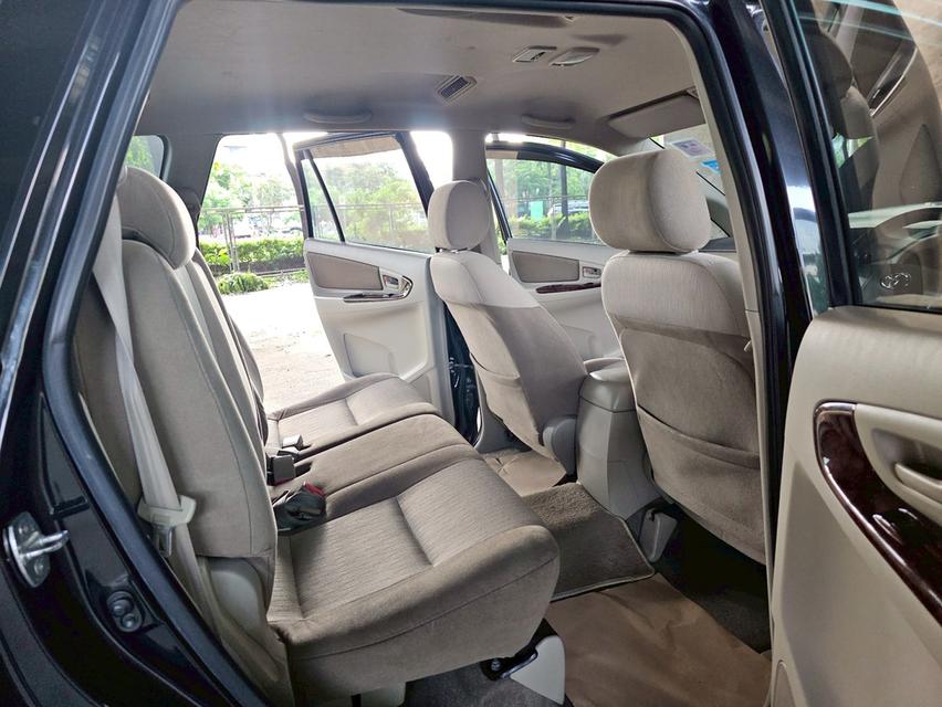 Toyota Innova 2.0G Year 2013 8