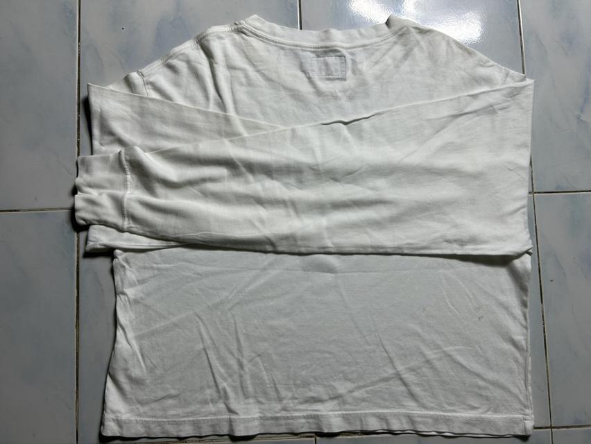 [ขาย] Stüssy Japan Exclusive Long Sleeve Boxy Crop (White) - Authentic 100%
