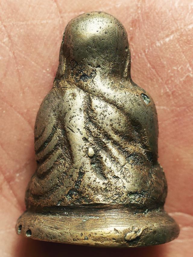 รูปหล่อหลวงพ่อเงิน รุ่นแรก วัดบางคลาน พิมห์ขี้ตา...เก่าๆ รูปที่ 8