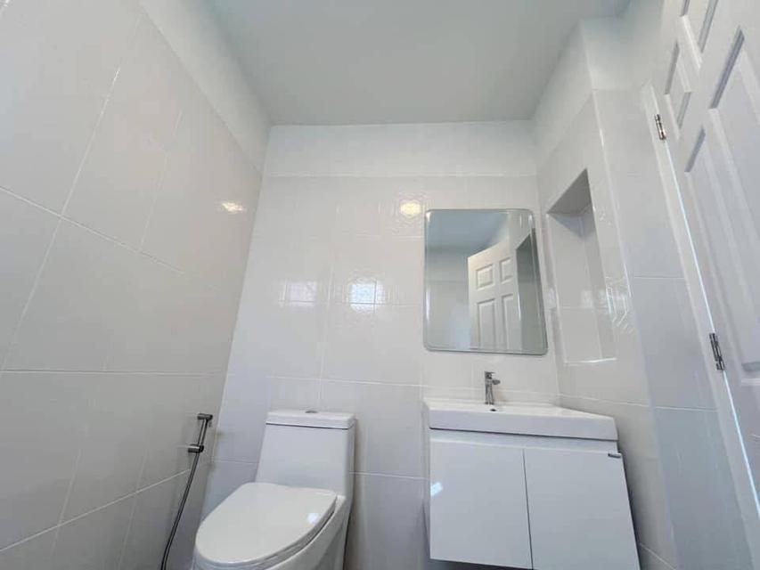 ขายด่วน บ้านเดี่ยว 2 ชั้น หมู่บ้านเนเบอร์โฮม วัชรพล บ้านสวน ริมคลอง สุขาภิบาล5 น้ำไม่ท่วมครับ 8