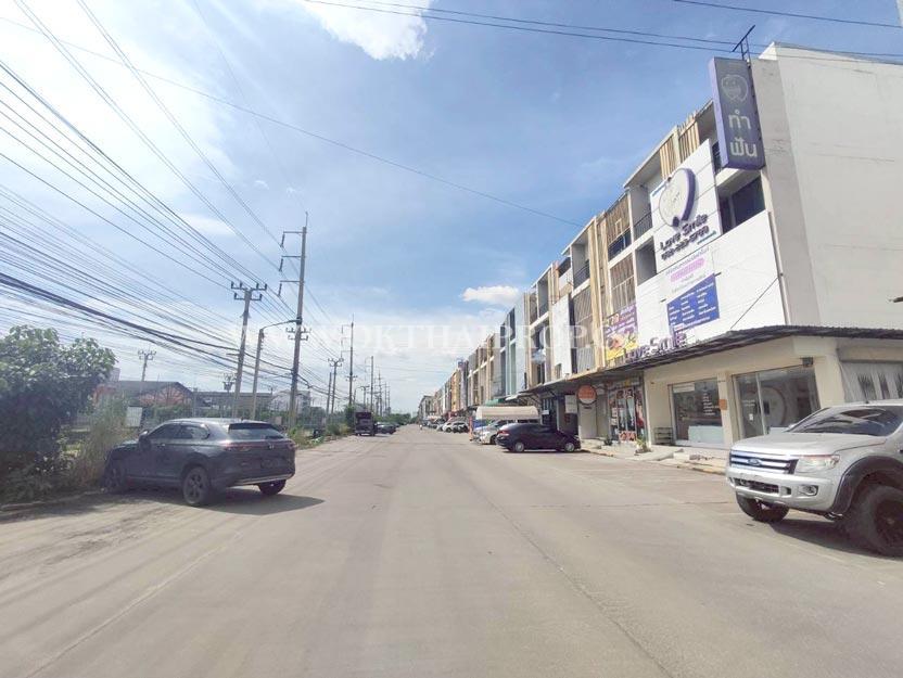 โฮมออฟฟิศ ฟิฟธ์ เอเวนิว ลาดกระบัง ถนนฉลองกรุง 19