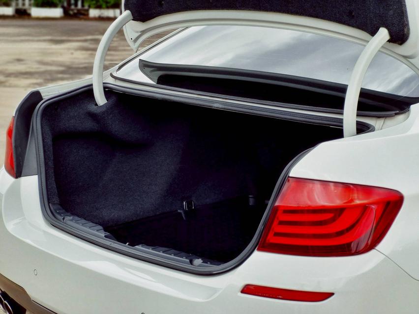 BMW 520d Sport ( F10 ) ปี 2014 ไมล์ 123,xxx km. 16
