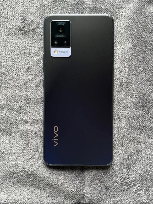 ขายด่วน Vivo V21