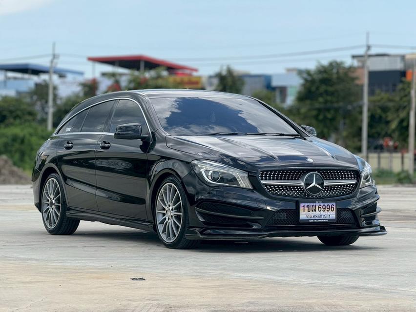 Mercedes Benz CLA250 Shooting Brake AMG Dynamic ปี 2015 7