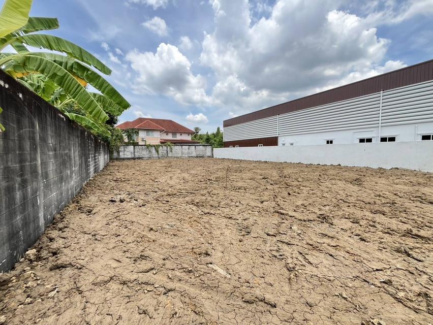 ที่ดินเปล่า 200 ตารางวาถมแล้ว 1