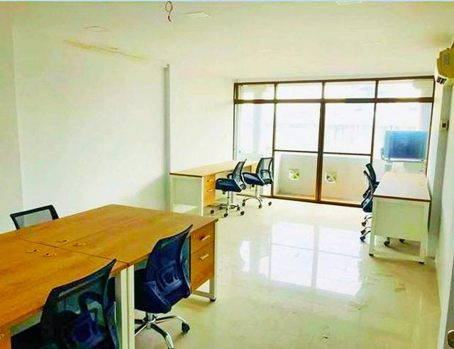 ติดถนนหลัก MRT พระราม 9 3 กม. ใกล้เดอะไนน์ พระราม 9 700 ม. ให้เช่าอาคารพาณิชย์ 6 ชั้น ย่านพระราม 9 พื้นที่ 550 ตร.ม. 3