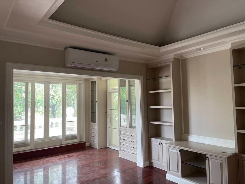 หมู่บ้านลดาวัลย์ 4น 5น 250 ตรว. บ้านอยู่ใจกลางหมู่บ้านลดาวัลย์ รามอินทรา กม2 สวย และ ใหญ่ที่สุดในโครงการ ขาย 80 ล้านบาท 7