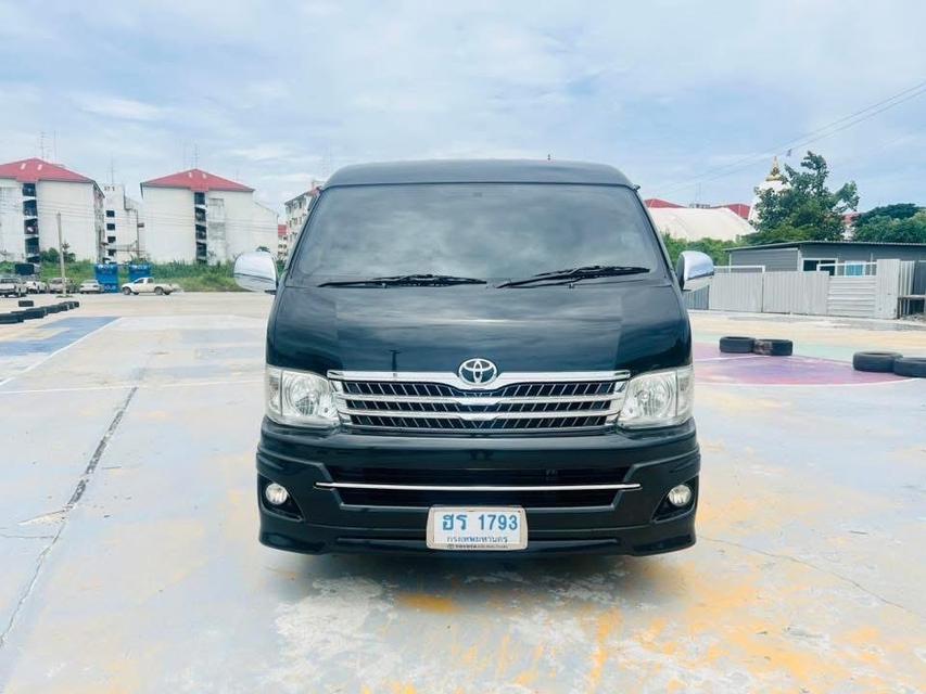 Toyota Ventury 2.7 V