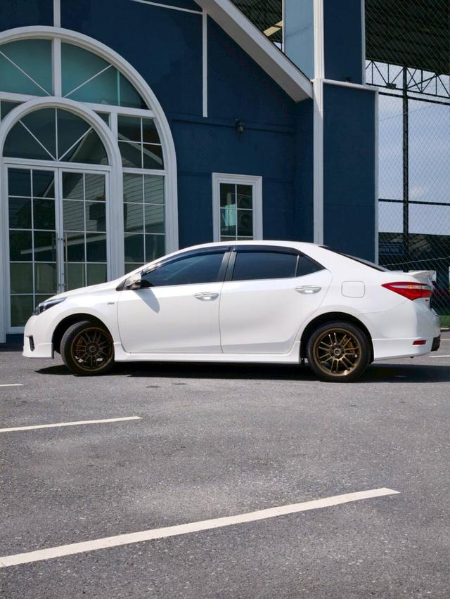 Toyota Altis 1.8 S Auto 11