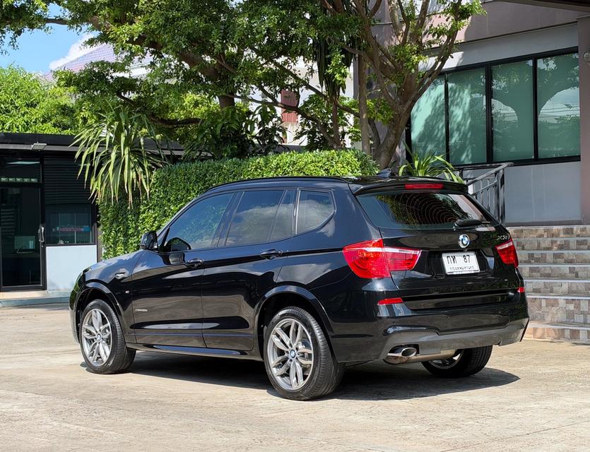 2017 BMW X3 20D MSPORT LCI รถมือเดียวออกป้ายแดง รถวิ่งน้อยเพียง 110,000 กม เข้าศูนย์ตามระยะ รถไม่เคยมีอุบัติเหตุครับ รูปที่ 6