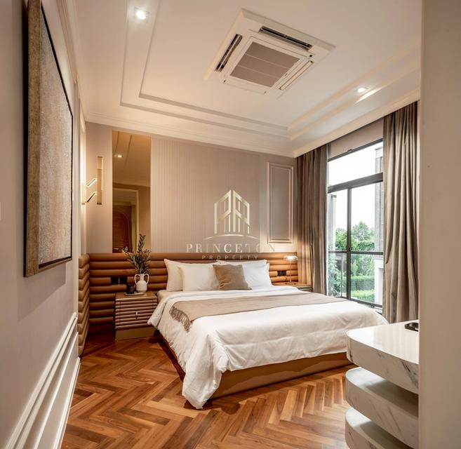 The Gentry Sukhumvit 101 with Private Swimming Pool 12