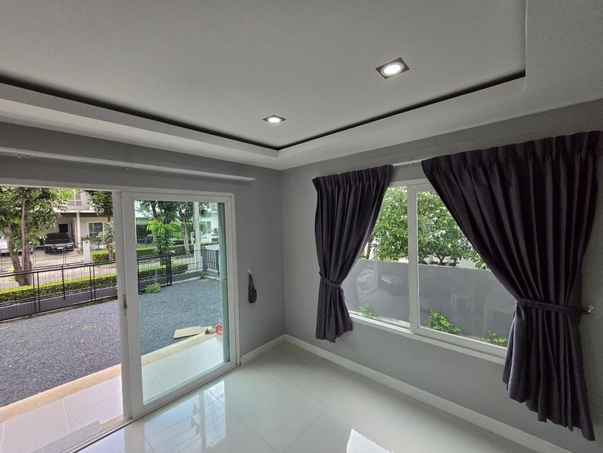 ขายบ้านเดี่ยว 2 ชั้น หมู่บ้านพฤกษ์ลดา 3 รังสิตคลอง 4 ทำเลดี เดินทางสะดวก ตรงข้ามโรงเรียนบีคอนเฮาส์แย้มสอาดรังสิต 3