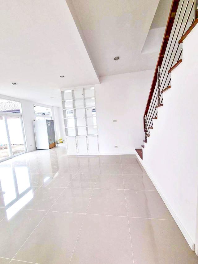 บ้านเดี่ยว 3 ชั้น หมู่บ้านหลังสวน สาย 4 สามพราน นครปฐม 4