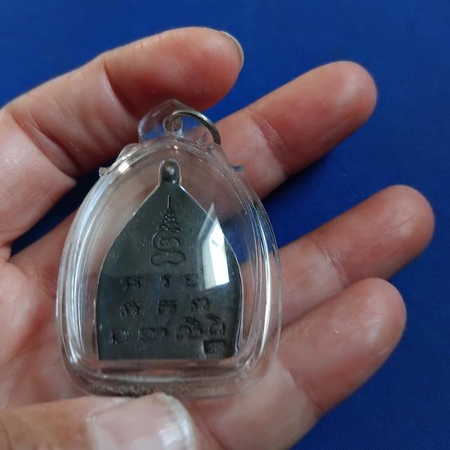 พระบ้านเก็บเก่า พระเหรียญเจ้าสัวเหลี่ยมพร้อมใช้